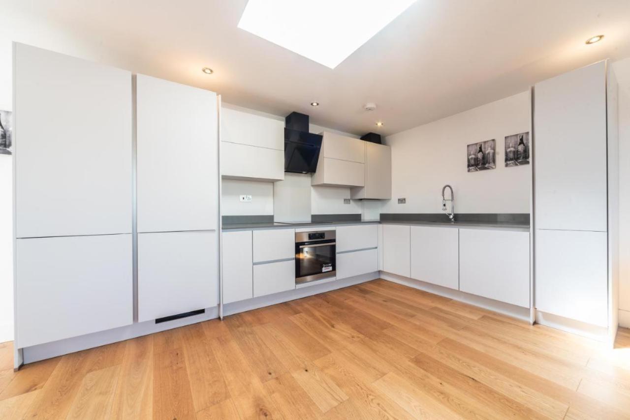Lovely Penthouse Near Canary Wharf Лондон Екстер'єр фото