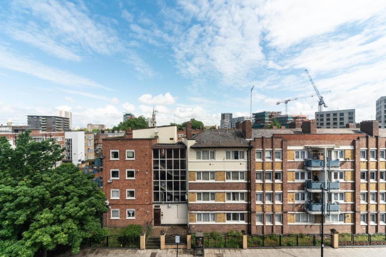 Lovely Penthouse Near Canary Wharf Лондон Екстер'єр фото