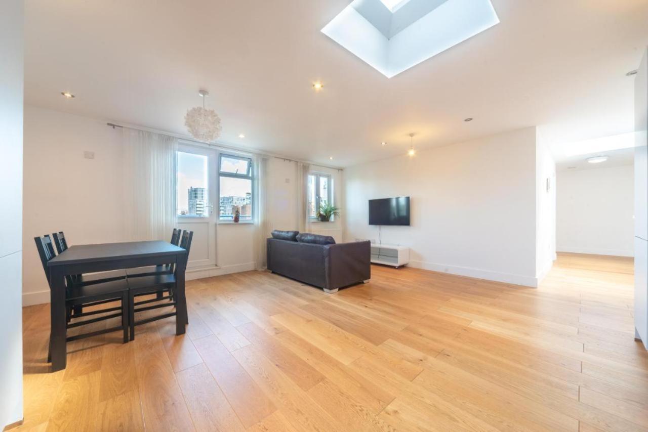 Lovely Penthouse Near Canary Wharf Лондон Екстер'єр фото